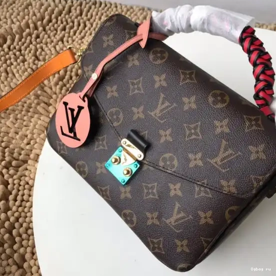 METIS Louis Vuitton POCHETTE 0629